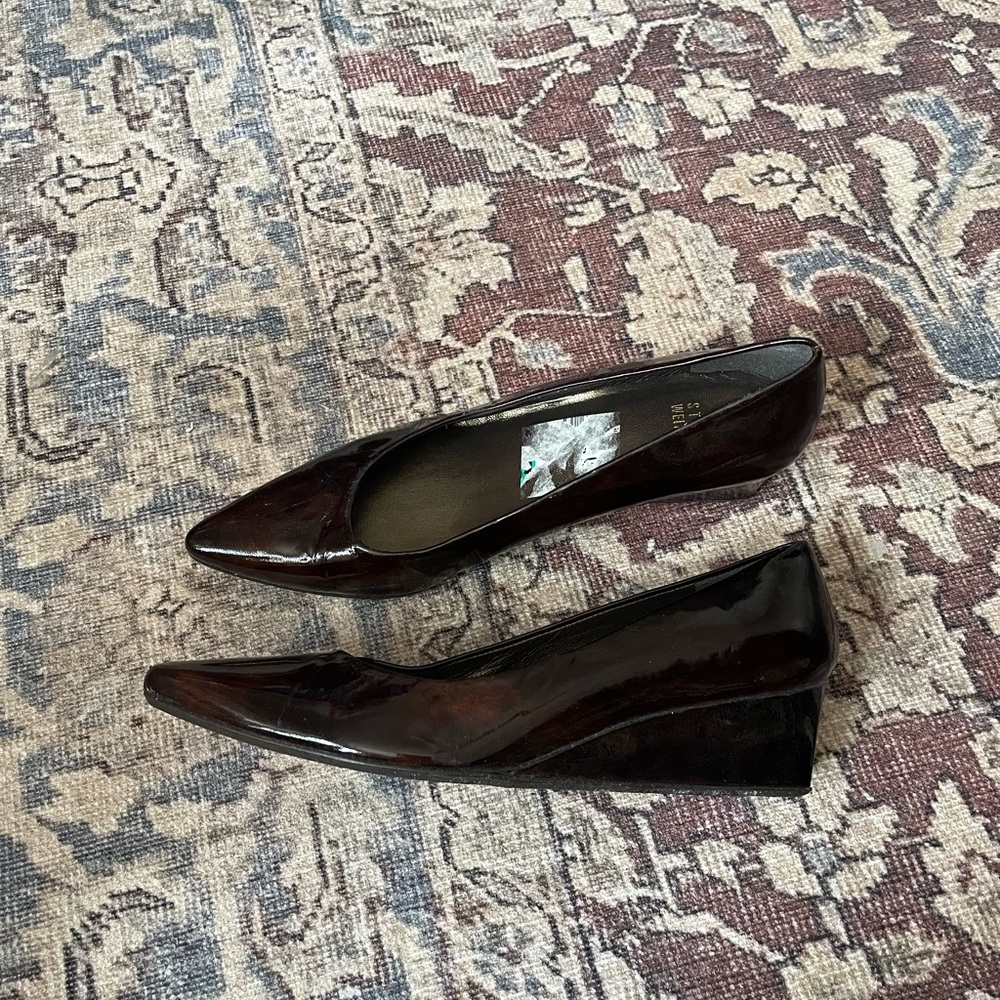 Stuart Weitzman Brown Pointed Toe Wedges